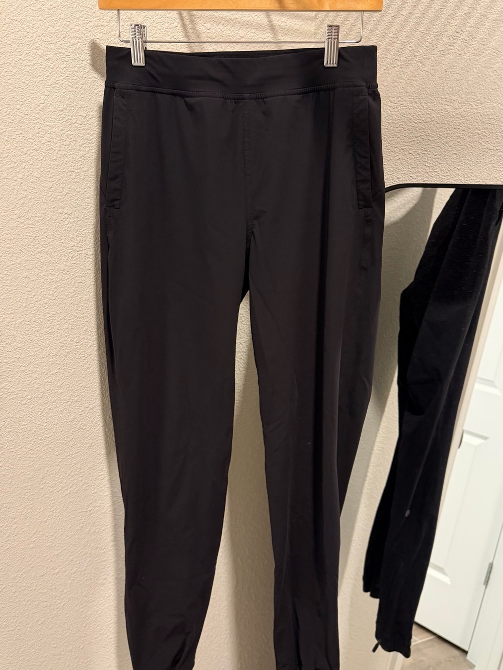 Lululemon Adapted State High-Rise Jogger
Regular